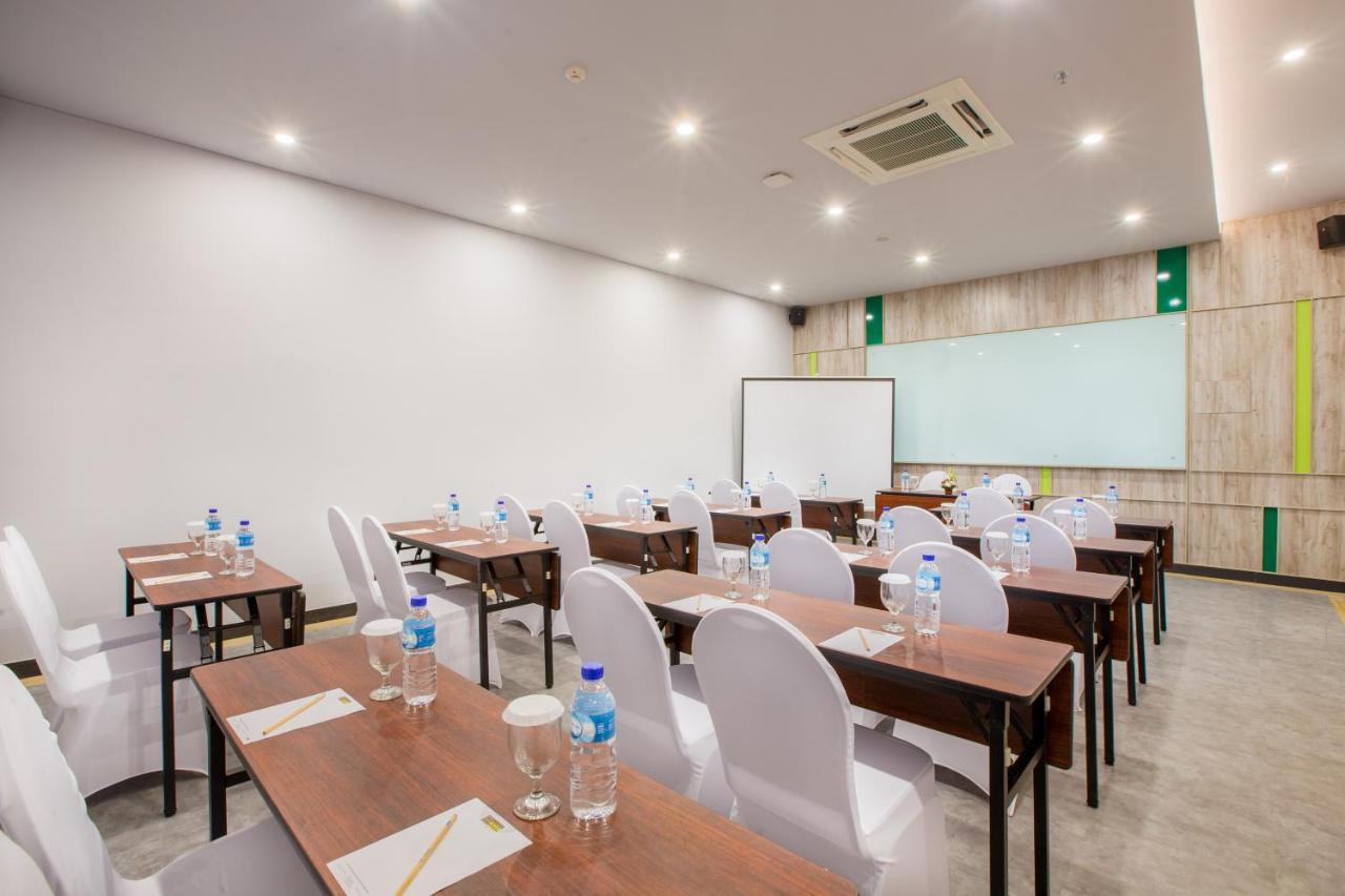 Maxone Rejuvination Gianyar Hotel Gianyar  Exterior photo